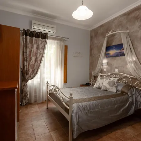 Polydefkis Hotel 4*