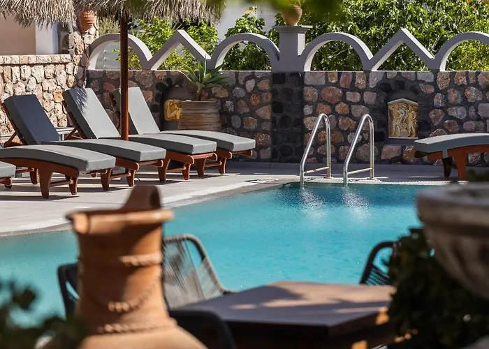 Polydefkis 4* Kamari (Santorini)