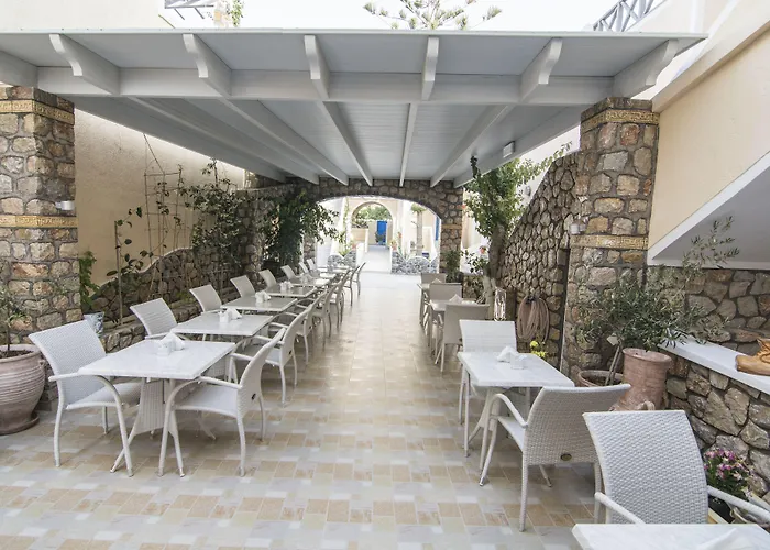 Polydefkis 4* Kamari (Santorini)