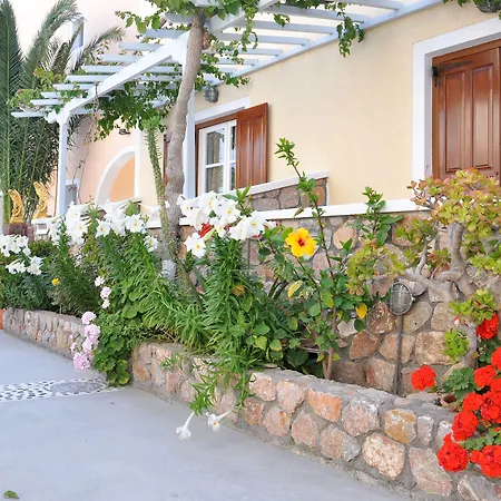 Polydefkis Hotell 4*