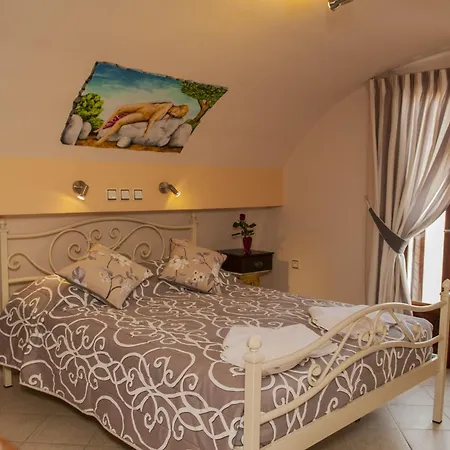 Polydefkis 4*