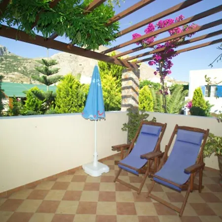 Polydefkis 4* Kamári