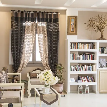 Szálloda Polydefkis Kamári